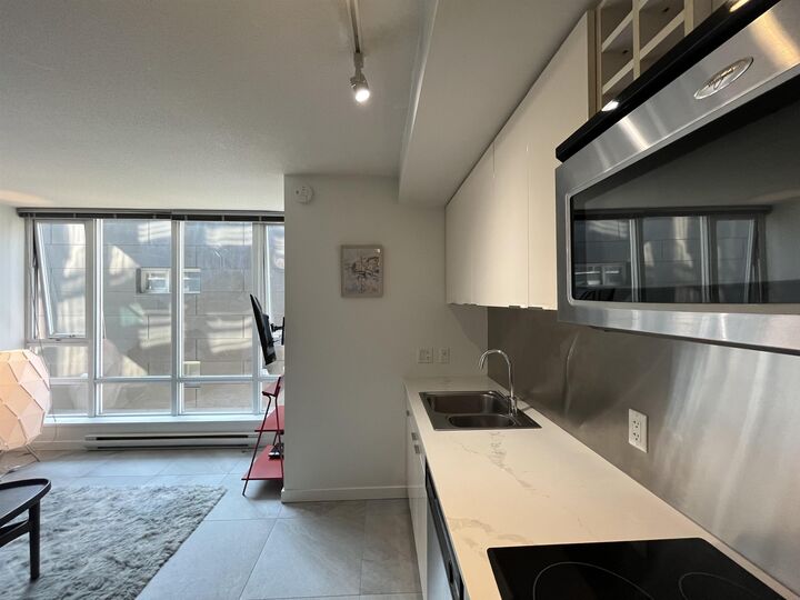 Property Photo:  233 Robson Street 501  BC V6B 0E8 