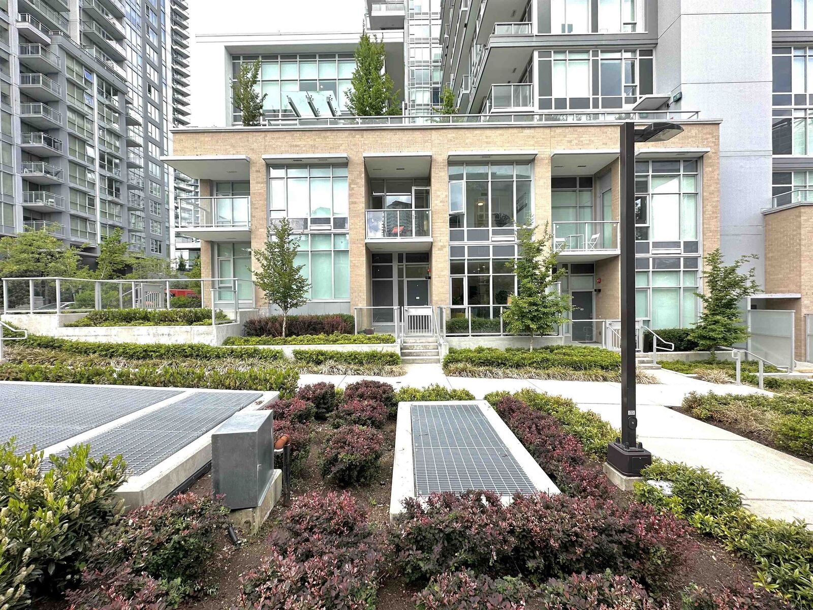 Property Photo:  13350 Central Avenue 5  BC V3T 0S1 