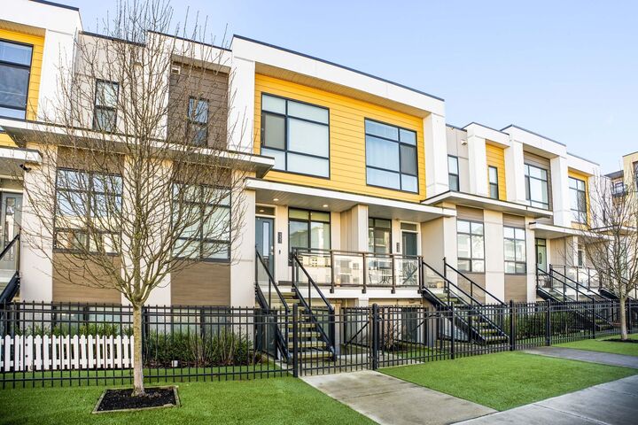 Property Photo:  46150 Thomas Road 131  BC V2R 6B3 
