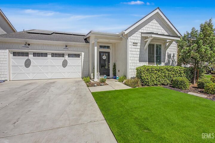 Property Photo: 3309 Twin Knolls Lane CA 93263