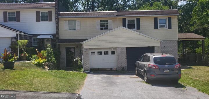 Property Photo:  839 Rabbit Lane  PA 19606 