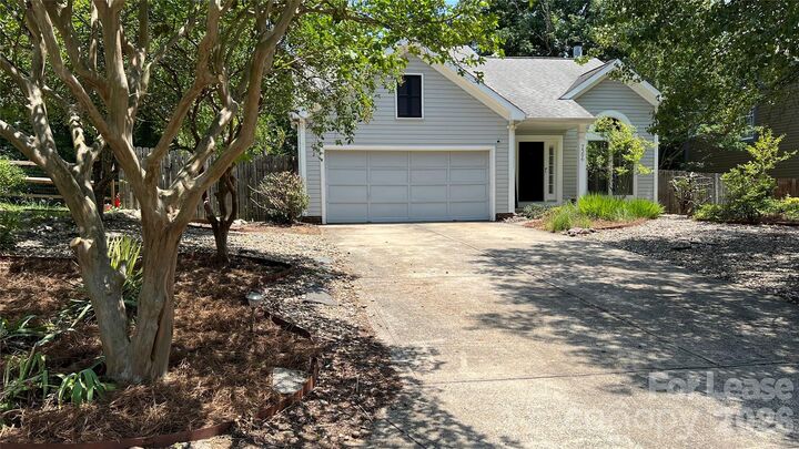 Property Photo:  7506 Batavia Lane  NC 28213 