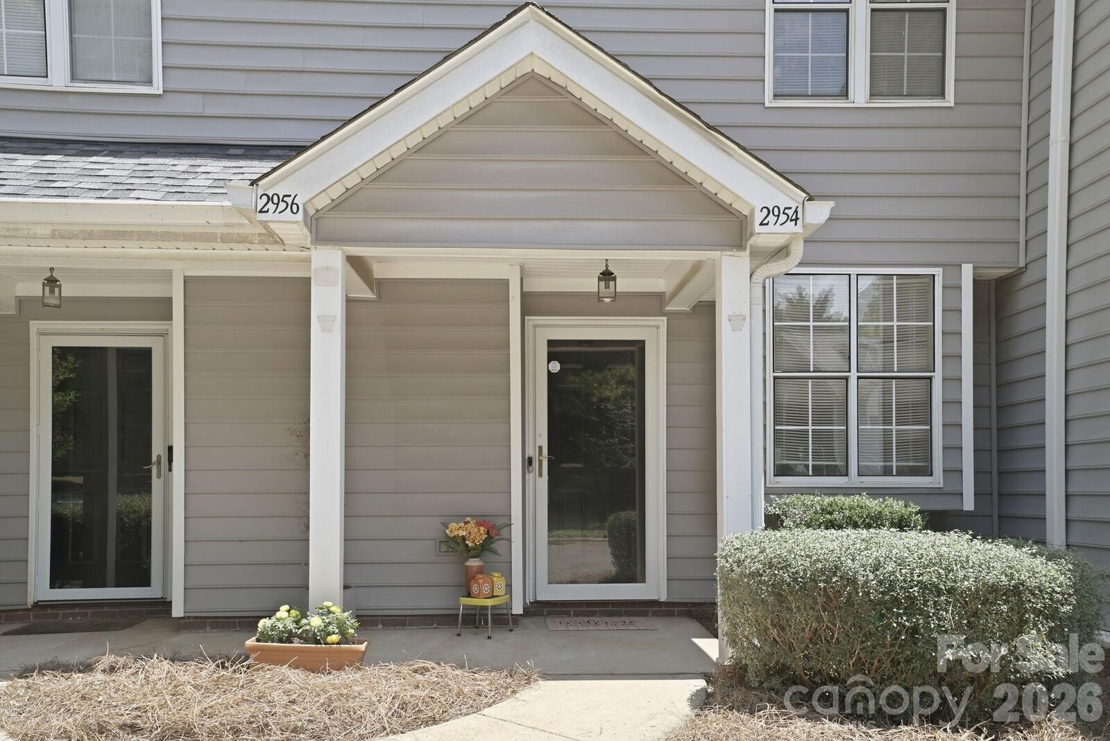 Property Photo: 2954 Iron Gate Lane NC 28212