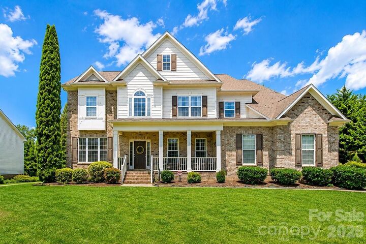 Property Photo:  10209 Treetop Lane  NC 28031 
