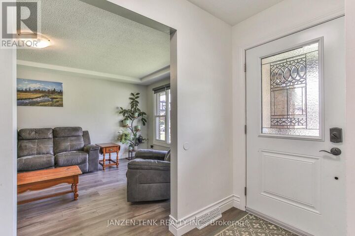 Property Photo: 61 Allen Street ON N4G 4V7
