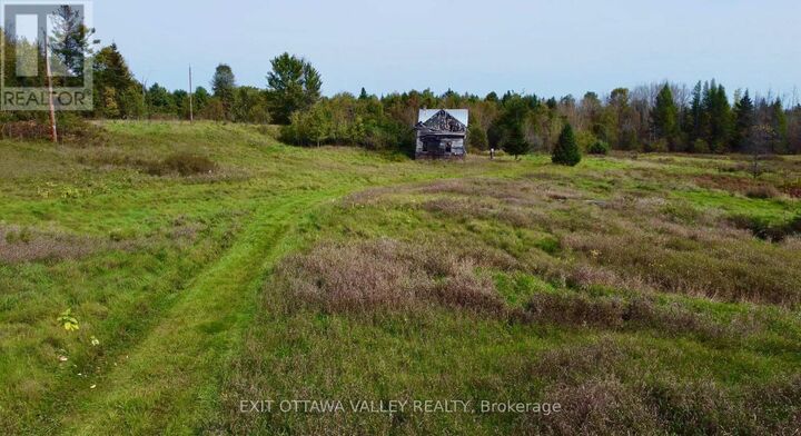 Property Photo:  272 Round Lake Road  ON K0J 2A0 