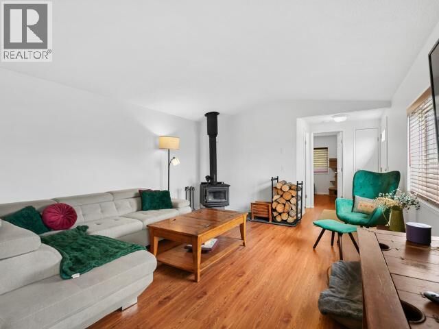 Property Photo:  13-833 Range Road  YT Y1A 3A7 