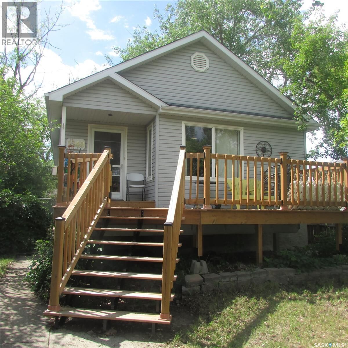 Property Photo:  1340 Connaught Street  SK S4T 4S8 