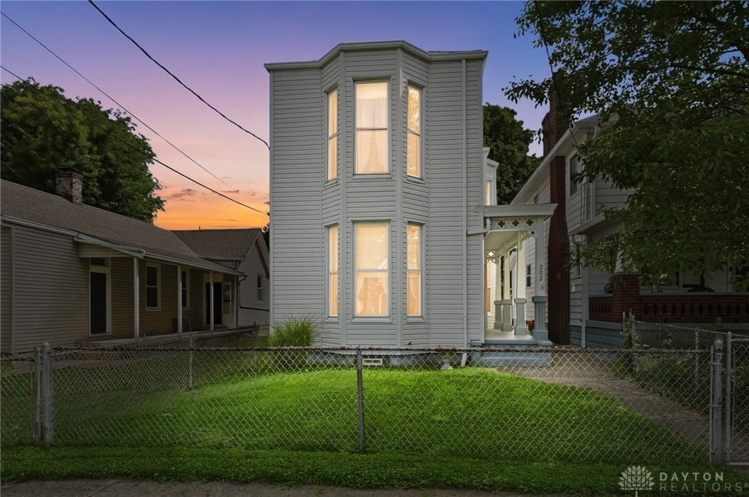 Property Photo: 202 W 69th Street OH 45216