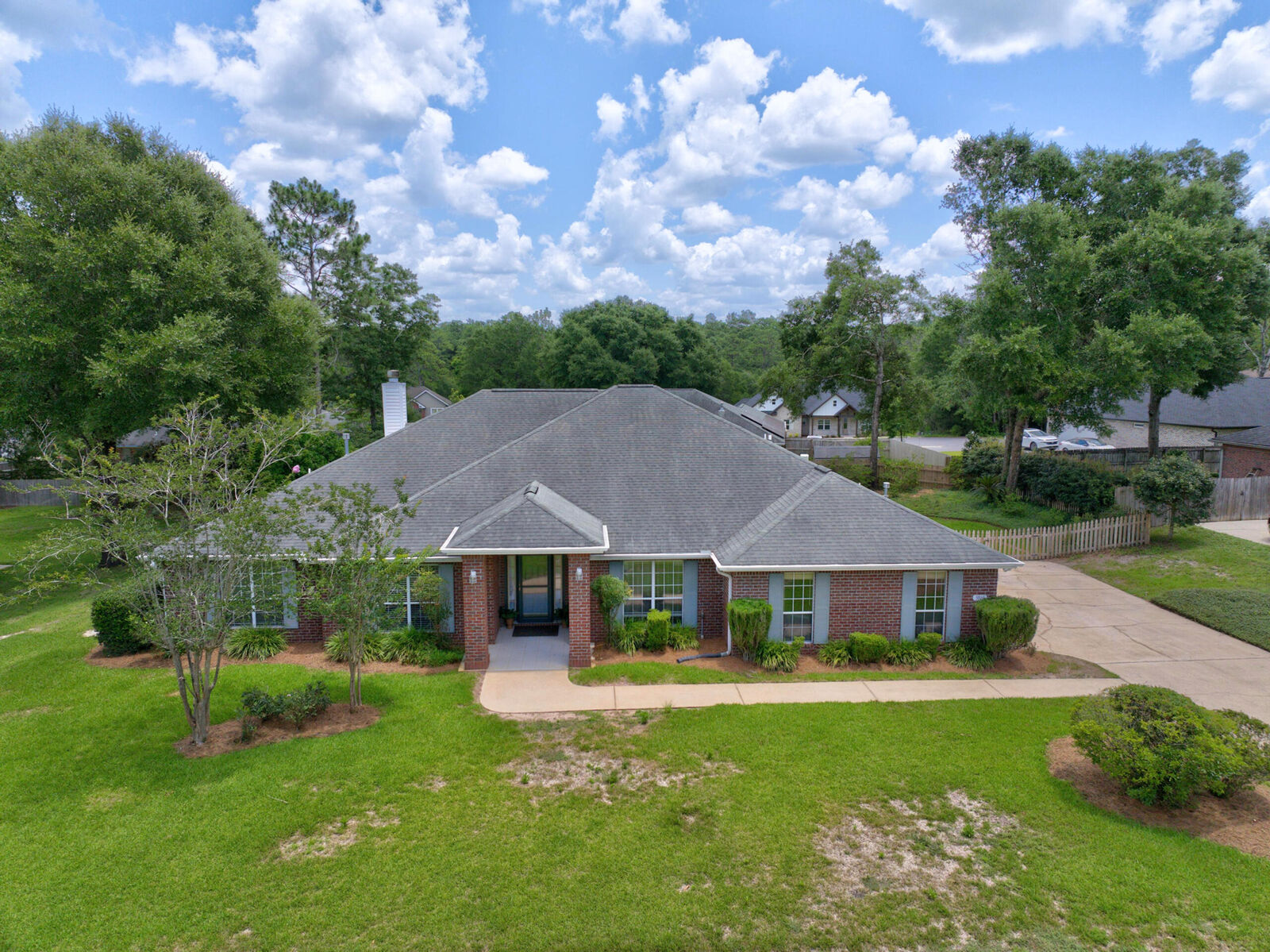 Property Photo:  5863 Hunting Meadows Drive  FL 32536 