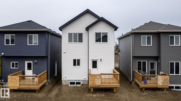 Property Photo: 235 157 Avenue NE AB T5Y 6K8