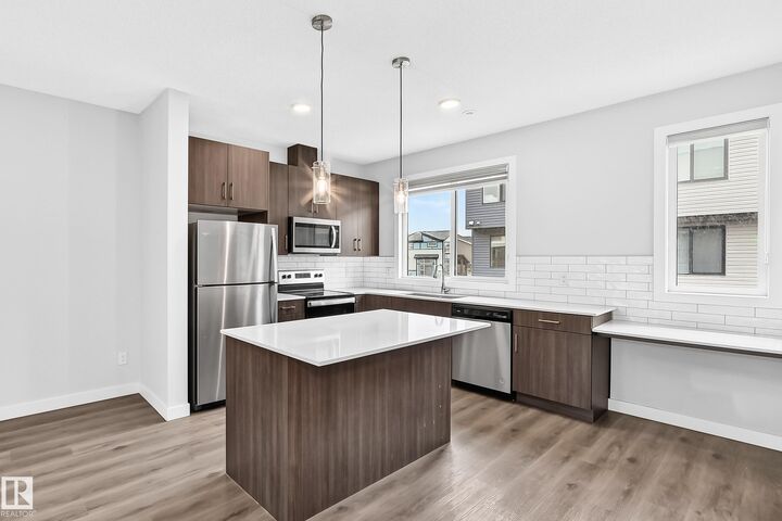 Property Photo: 11910 35 Avenue SW 82 AB T6W 4Z8