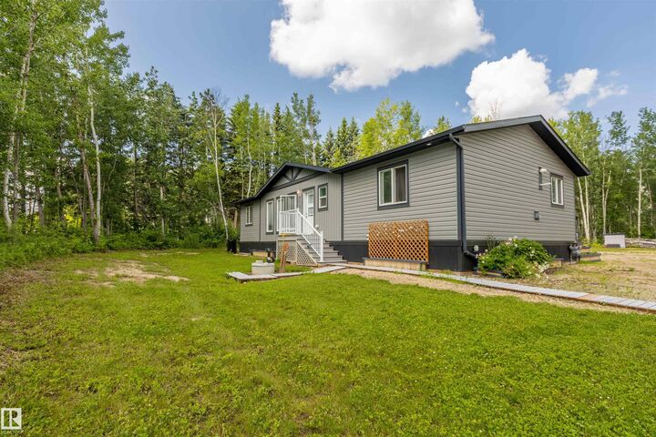 55107 Rge Road 33 118 — photo 1