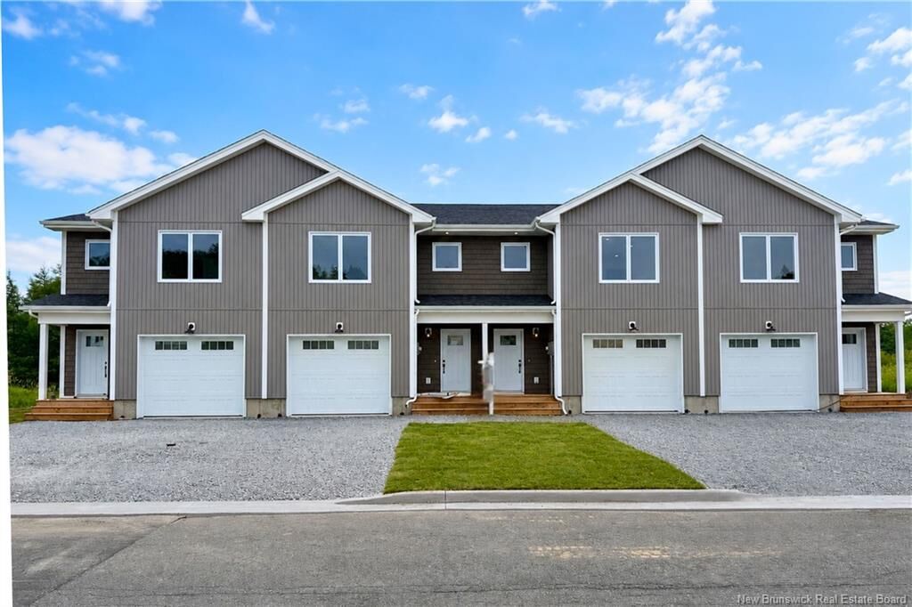 Property Photo: 41 Downsview Drive NB E2M 7X4
