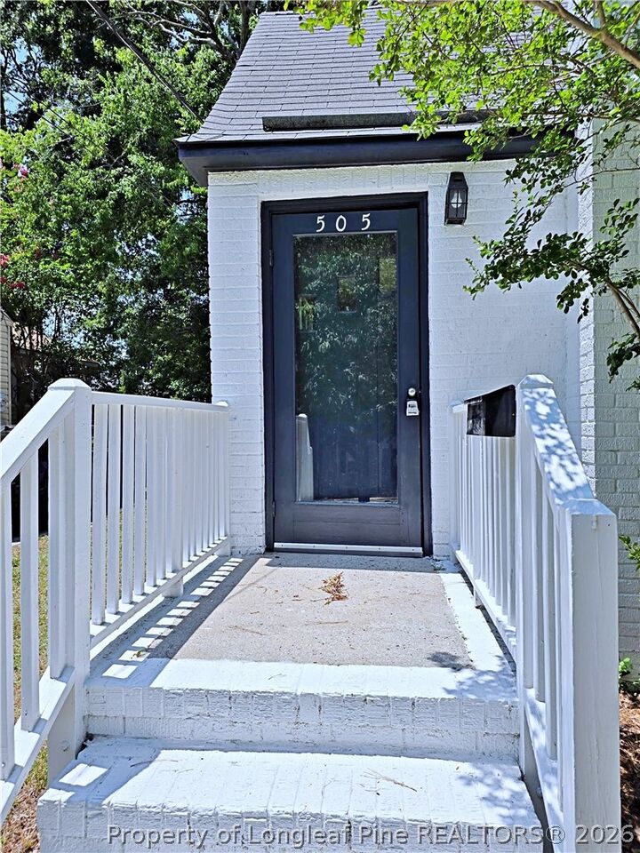 Property Photo:  505 Pearl Street  NC 28303 