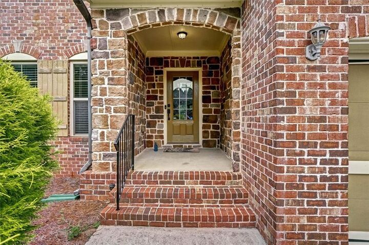 Property Photo: 3140 Stonecrest Drive SE GA 30041