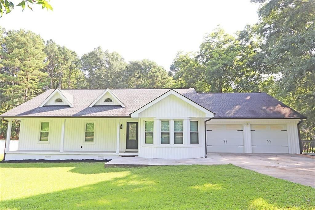 Property Photo: 42 Dale Street GA 30179