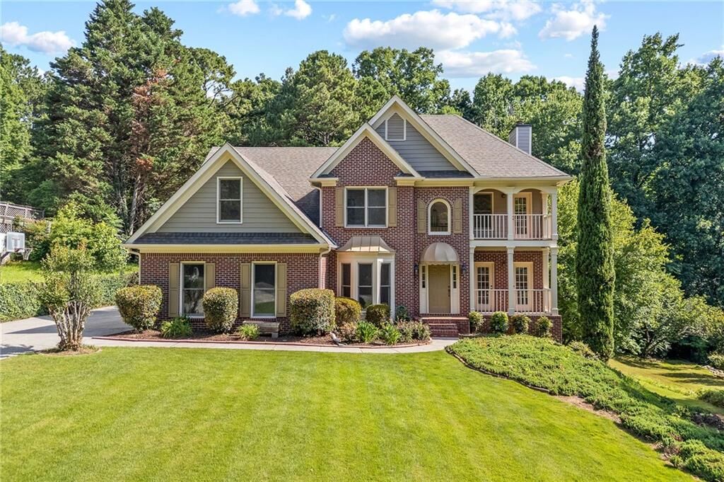 Property Photo: 1001 Woodward Park Drive GA 30024
