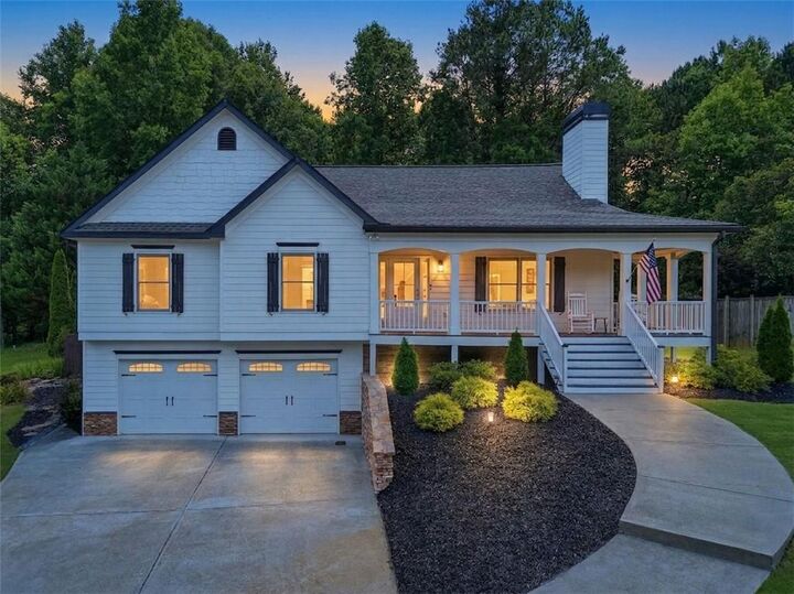 Property Photo: 114 S Mountain Brooke Drive GA 30107