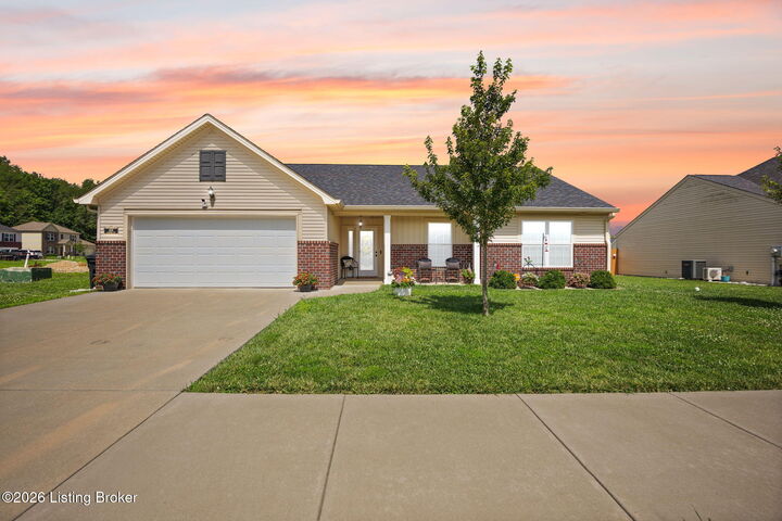 Property Photo:  409 Lambrusco Way  KY 40175 
