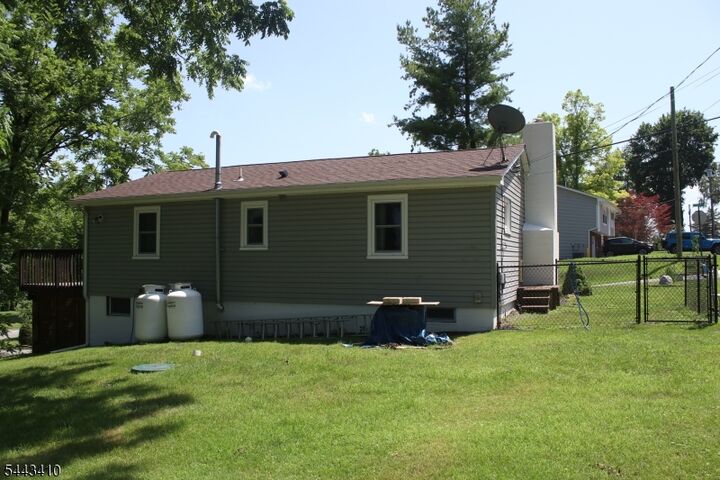 Property Photo: 12 Clover Ln NJ 07418