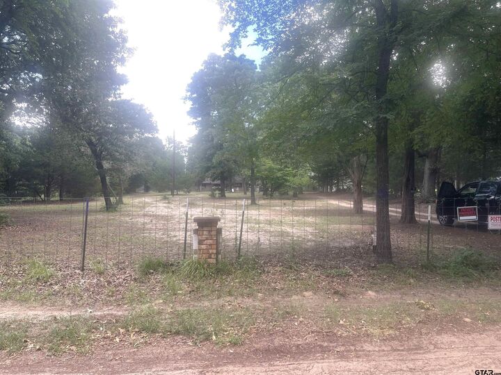 Property Photo:  976 E Water Tower Rd  TX 75755 