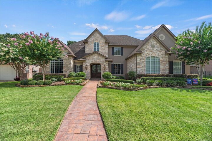 Property Photo: 22815 Parkwalk Lane TX 77494