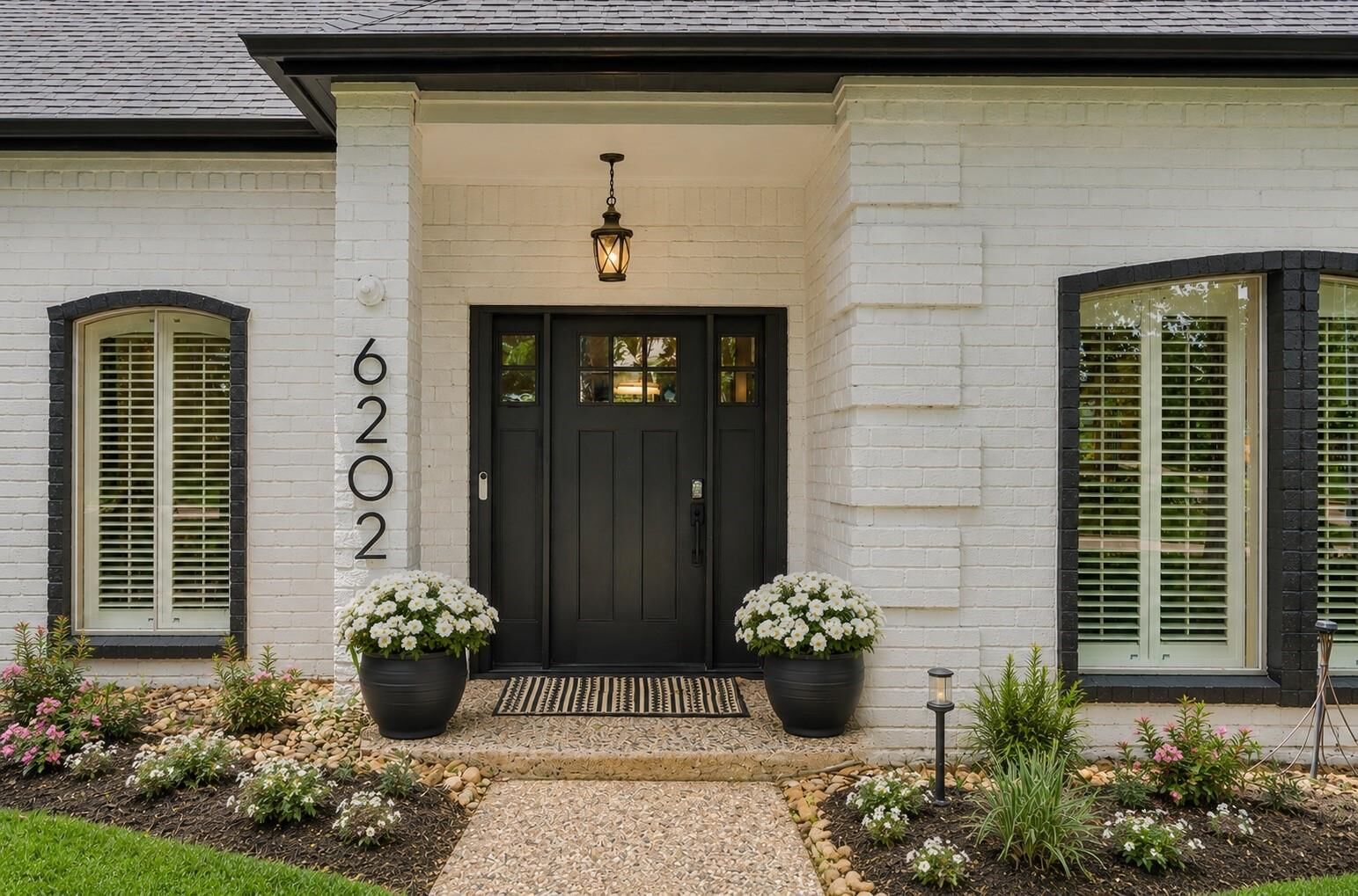 Property Photo:  6202 Knollview Drive  TX 77389 
