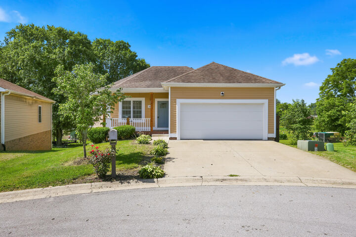 Property Photo:  144 Grace Court  KY 40330 
