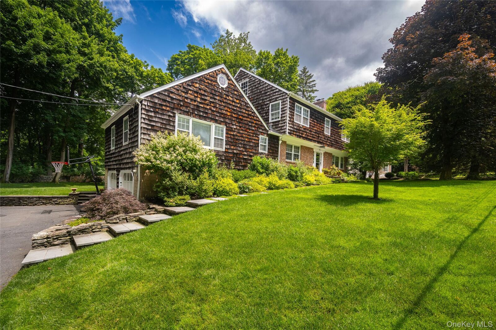 Property Photo:  15 Laurel Hill Road  NY 10522 