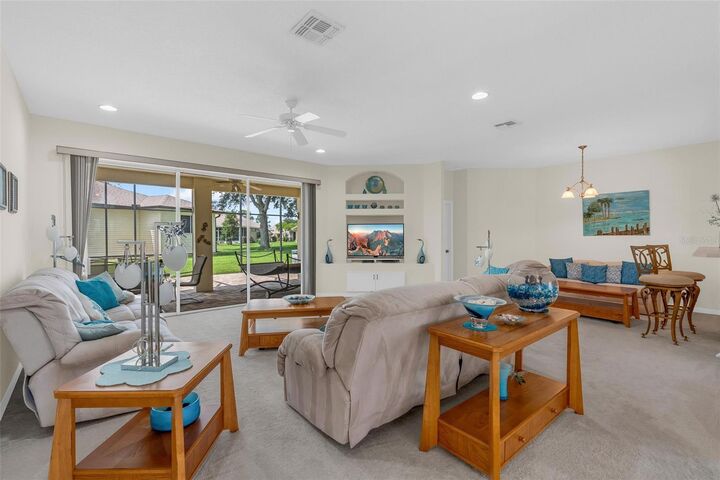 Property Photo: 5524 Sir Churchill Drive FL 34748