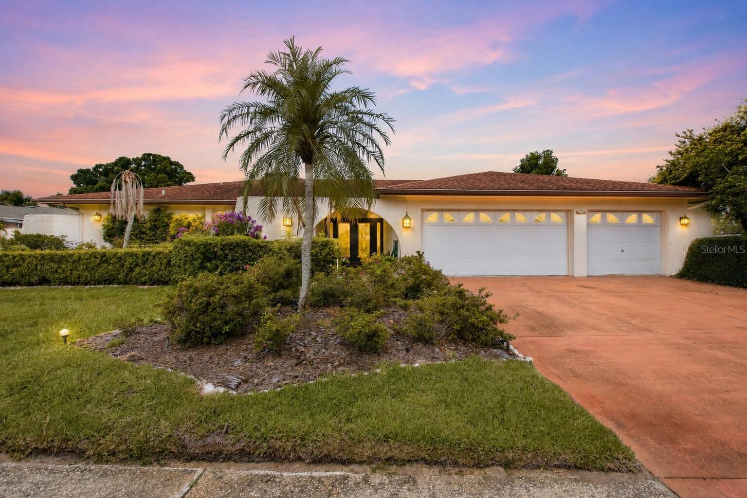 Property Photo: 2768 Northridge Drive E FL 33761