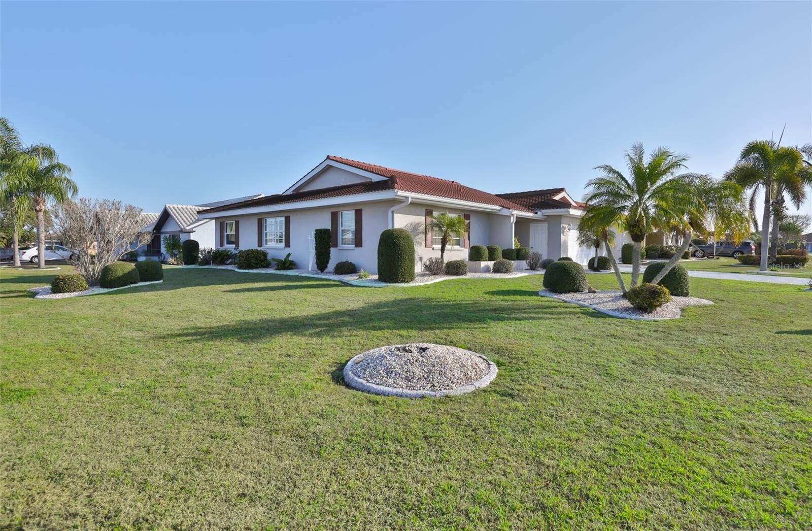 Property Photo:  1809 Granville Lane  FL 33573 