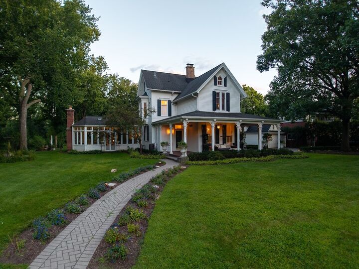 Property Photo: 201 Scottswood Road IL 60546