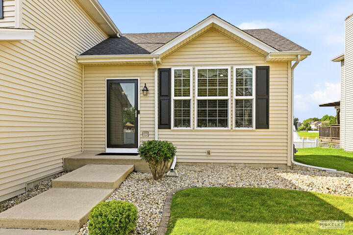 Property Photo:  6708 Langsford Lane  IL 60586 