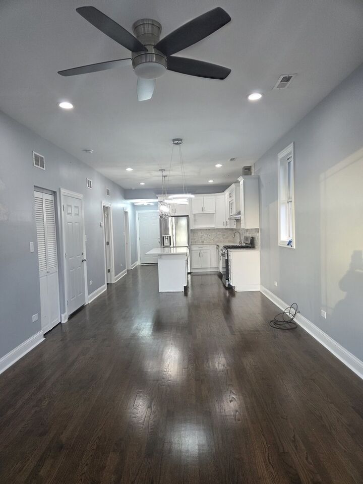Property Photo:  2231 S Austin Boulevard 2  IL 60804 