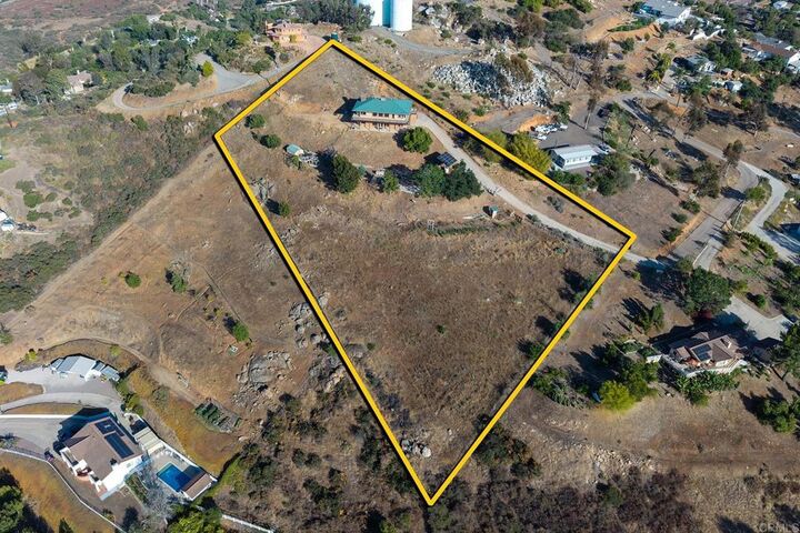 Property Photo:  11687 Valle Vista Rd  CA 92040 