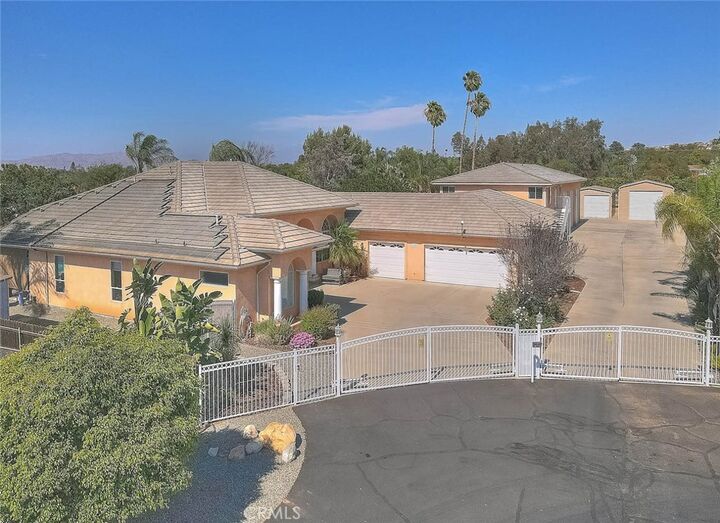 Property Photo: 17292 Bali CA 92504