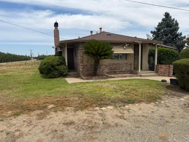 Property Photo: 6600 E Lathrop Road CA 95336