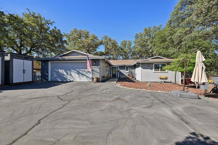 Property Photo:  19179 Swallow Way  CA 95946 
