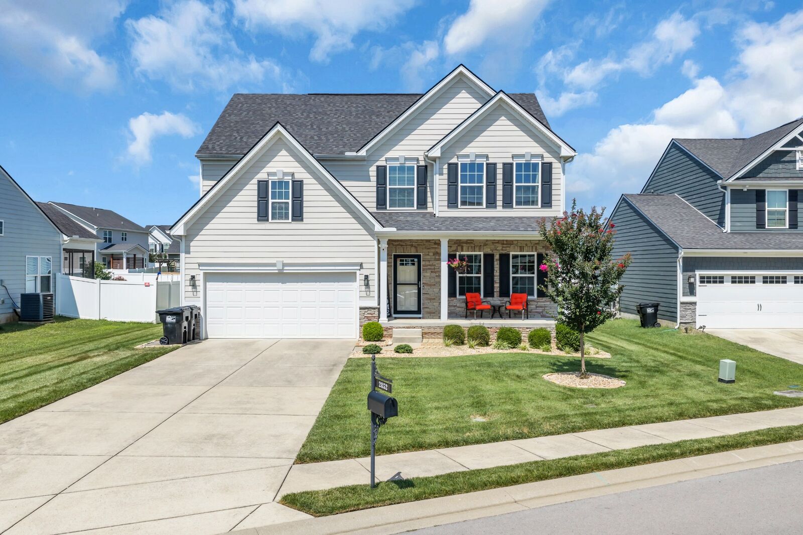 Property Photo: 2852 Bluestem Ln TN 37128