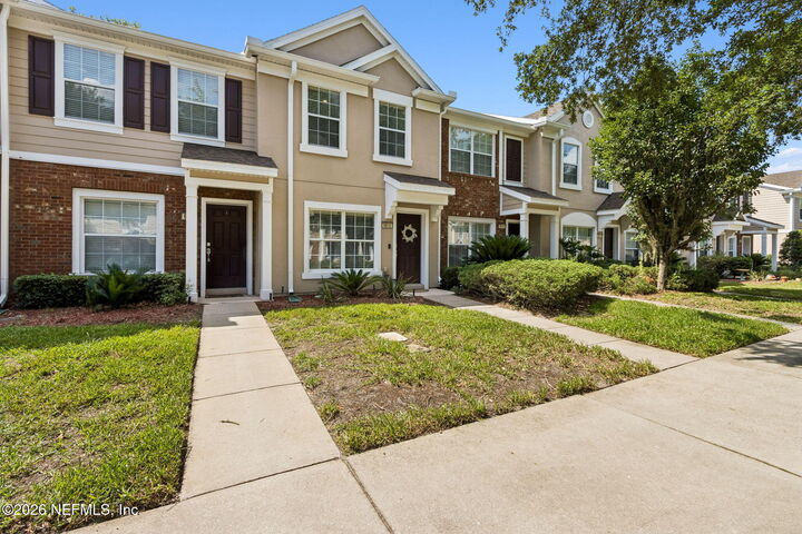 Property Photo: 6618 Arching Branch Circle FL 32258