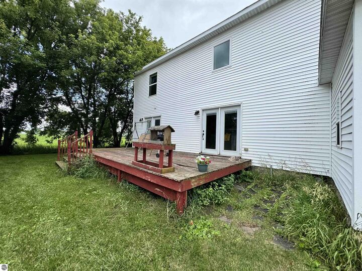 Property Photo: 8611 S Wise Road MI 48883