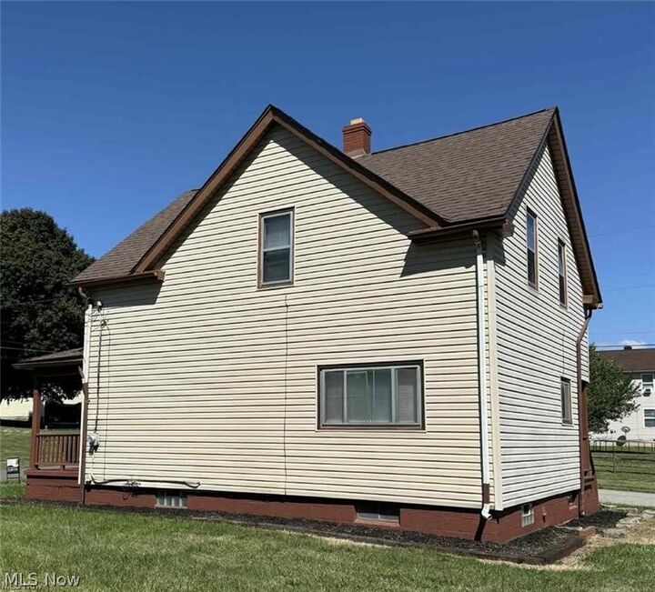 Property Photo:  217 S Jackson Street  OH 44506 