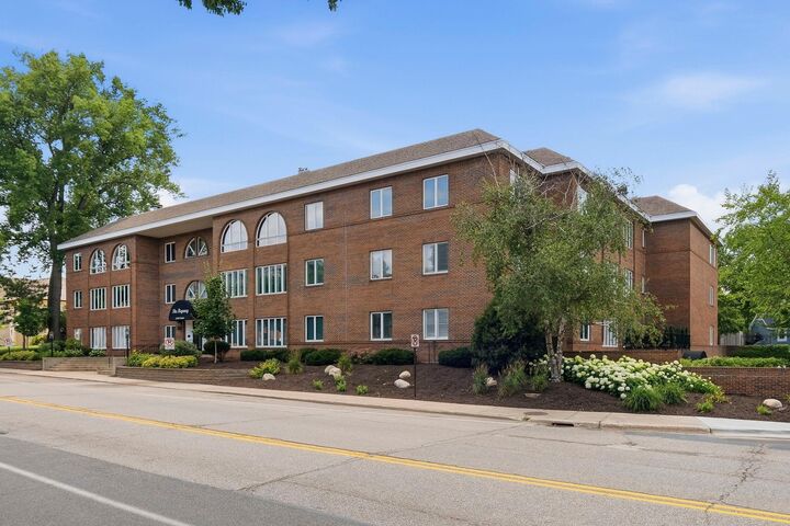 Property Photo:  5100 France Avenue S 102  MN 55410 