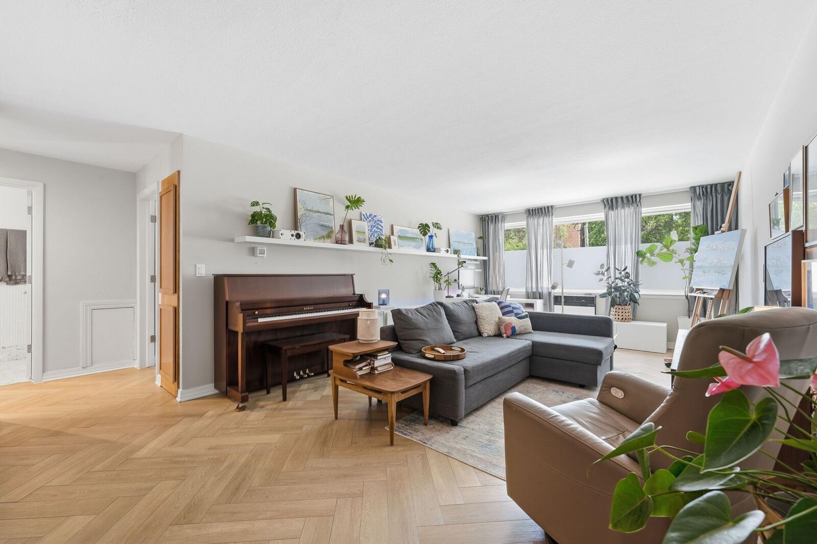 Property Photo: 2700 W 44th Street 114 MN 55410