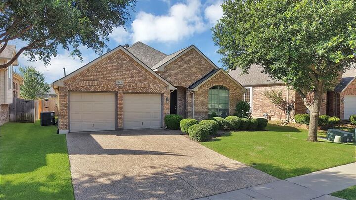 Property Photo:  2743 Waterway Drive  TX 75054 