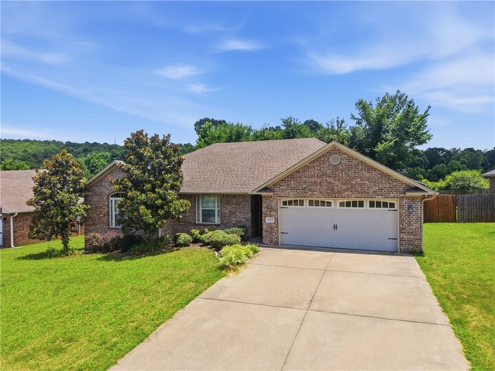 Property Photo:  3958 Hemlock Lane  AR 72802 