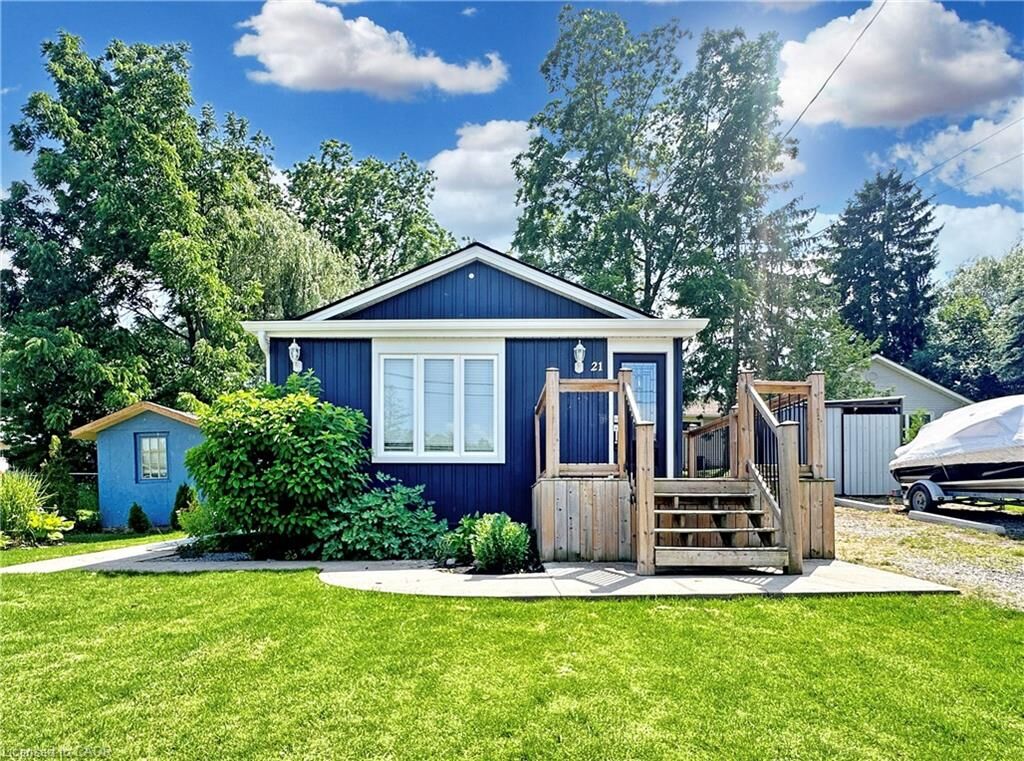 Property Photo: 21 Fife Street W ON N3W 1J1