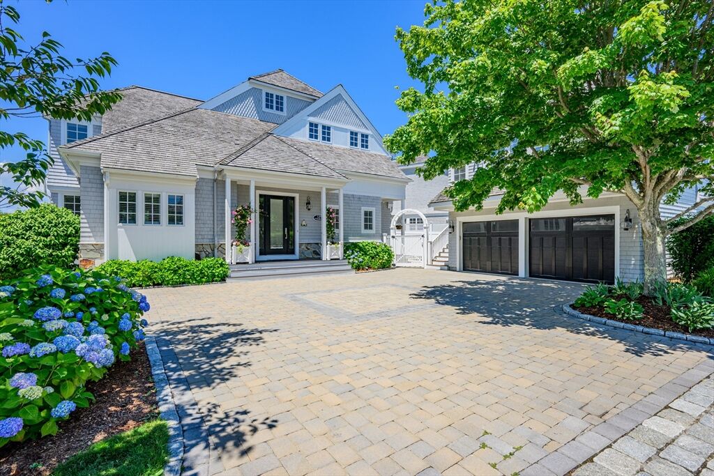 Property Photo:  129 Shore Dr W  MA 02649 